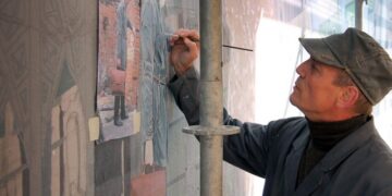 Baigiama tapyti viena didžiausių freskų Kaune