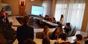 Lingvistinė mokykla Panevėžyje – reikalinga