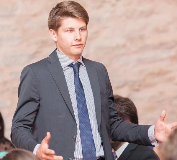 Jaunųjų konservatorių lygos pirmininku išrinktas Teodoras Žukas