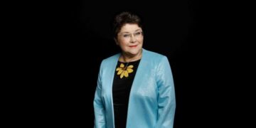 Zita Kelmickaitė apie pakitusias lietuvių tradicijas: kaip sužadėtuvių žiedelį pakeisdavo riešutai