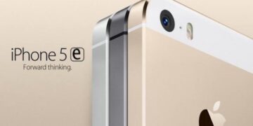 „Apple“ staigmena: „iPhone 5e“ išmanusis telefonas