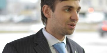 Imituoti negalima dirbti. Kur dėti kablelį?