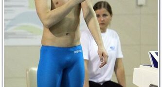 Erikas Kapočius iškovojo sidabro medalį Lietuvos plaukimo žiemos pirmenybėse