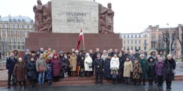 Dalyvavo  Latvijos lietuvių bendrijos šventiniuose renginiuose