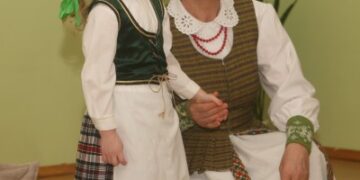 Lietuvių liaudies kūrybos puoselėjimas su pačiais mažiausiais