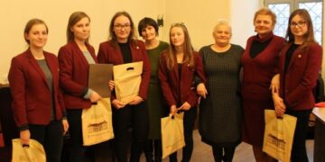 Lietuvių kalbos dienas paminėjo mokinių „protų kova“