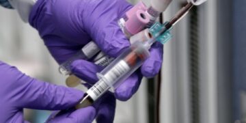 Ką apie genetinius tyrimus turėtų žinoti būsimieji tėvai?