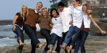 Ar jaunimui svarbios šeimos šventės? Interviu su dr. Rasa Paukštyte-Šakniene