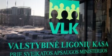 Ką būtina žinoti apie sveikatos draudimą šiemet mokyklas ir studijas baigiantiems jaunuoliams