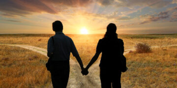 Ar santuokai užtenka dviejų? Interviu su etnologu Aleksandru Žarskumi