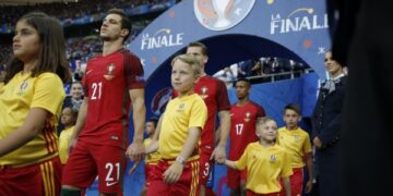 Jaunasis futbolo sirgalius iš Lietuvos į EURO 2016 finalą žengė kartu su Portugalijos rinktinės gynėju Cédric Soares