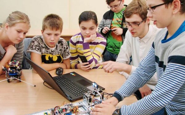 Moksleiviai KTU PTVF