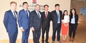Kinai domisi investicijomis Panevėžyje