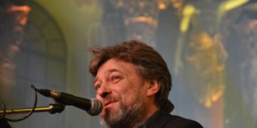 Taujėnų dvare – gražiausios spektaklių dainos