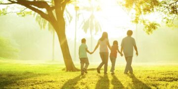 Ką liaudies daina pasakoja apie šeimą? Interviu su dr. Brone Stundžiene