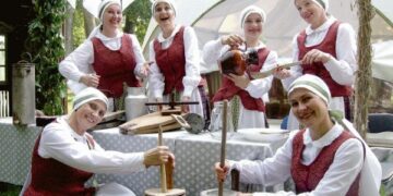 Lietūs išgrynino  duonos šventumą