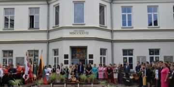 Turime pirmąsias tris Metų mokytojas