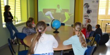 Sustabdyto kadro animacija bibliotekoje