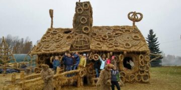 Šiaudinė pasaka atgis skulptūrų parko atidarymo šventėje