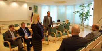 Įvyko pirmasis savivaldos ir verslo susitikimas