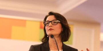 Kas skatina lietuvius emigruoti?