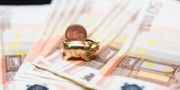 Patobulintame 2017 metų biudžeto projekte – mažesnis deficitas, daugiau lėšų socialinėms reikmėms