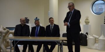 Dailės galerija ir „Glasremis“ pasirašė bendradarbiavimo sutartį