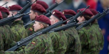 Sausio 4 d. bus sudaromi 2017 šaukimo į nuolatinę privalomąją pradinę karo tarnybą sąrašai