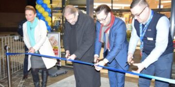 Atidaryta pirmoji LIDL Panevėžyje susilaukė didžiulio dėmesio