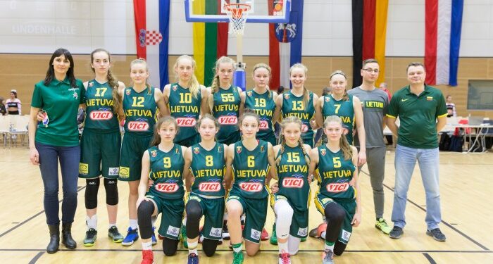 Deutscher Basketball Bund 4-Nationentunier
am 04.01.2017 Ort: Lindenhalle, Wolfenbuettel (Niedersachen). Foto: Olaf Hahn/www.7mFoto.de
Dieses Bild ist zur redaktionellen Verwendung bestimmt. Foto ist honorarpflichtig, Belegexemplar erbeten.Höhere Auflösung auf Anfrage.