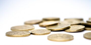 Ar teisinga sportininkams taikyti darbo sutarčių principus?