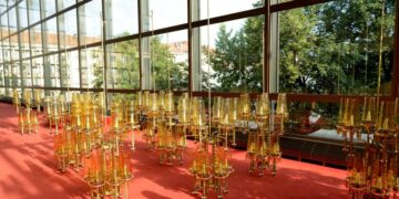 Parlamentarams kyla įtarimų, kad į nuolatinius Nacionalinio operos ir baleto teatro vadovus proteguojamas konkretus asmuo