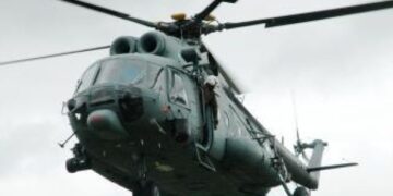 Pasieniečių sraigtasparnis skraidino donoro širdį