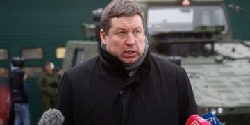 Dezinformacijos ataka: paskleista žinia, kad R. Karoblis pripažino Krymo okupaciją