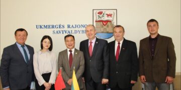 Ukmergėje viešėjo Kinijos ambasadorius Shen Zhifei