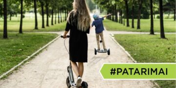 Praktiški patarimai, kaip teisingai prižiūrėti elektrinius paspirtukus ir riedžius