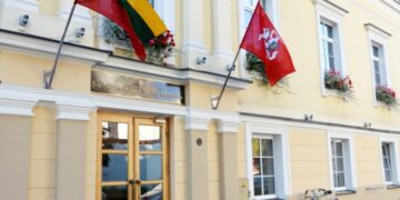 Švietimo profesinių sąjungų reikalavimus svarstys kolektyvinio darbo ginčo komisija