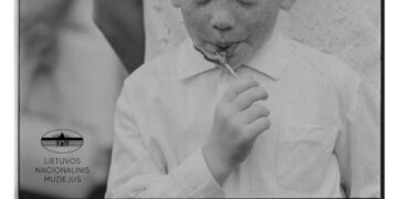 M. Baranausko fotografuoti Šv. Lauryno atlaidai po 50 metų sugrįžta į Palūšės bažnyčią