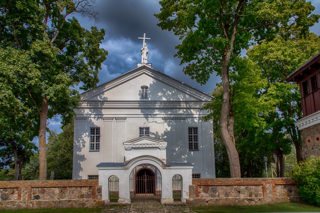 Giedraičių Šv. Baltramiejaus bažnycia