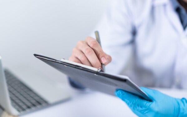 slapimo-nelaikymas-vyrams