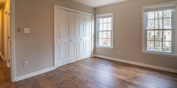 Mediniai langai – ilgaamžis pasirinkimas?