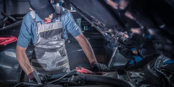 Kokius darbus atlieka automobilio elektrikas?