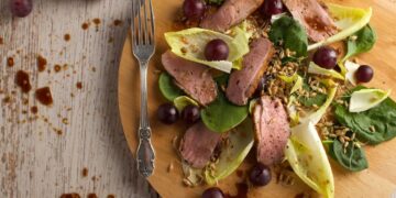 Prasidėjo vynuogių sezonas: dietologė atskleidžia – kai kurie šias uogas gali valgyti net su kauliukais