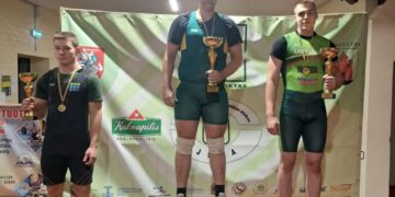 Sunkiaatlečiai skina aukščiausius apdovanojimus