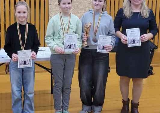 Panevėžio šachmatininkių komanda pasidabino bronza