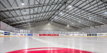 Atnaujinta Panevėžio ledo arena pradeda sezoną