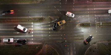 Nepraleidusi automobilio moteris sukėlė avariją