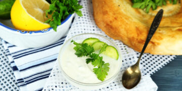 Tobulas padažų ingredientas – grietinė: išbandykite 4 naujus receptus