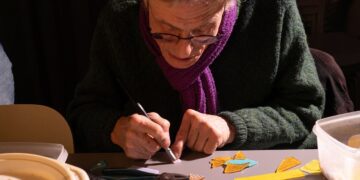 Meilės įkvėpta kūryba: „Pragiedruliuose“ startuoja stiklo dirbtuvės