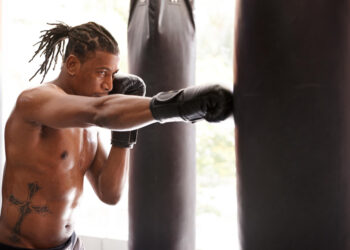 Boksas oficialiai įtrauktas į Los Andželo olimpinių žaidynių programą